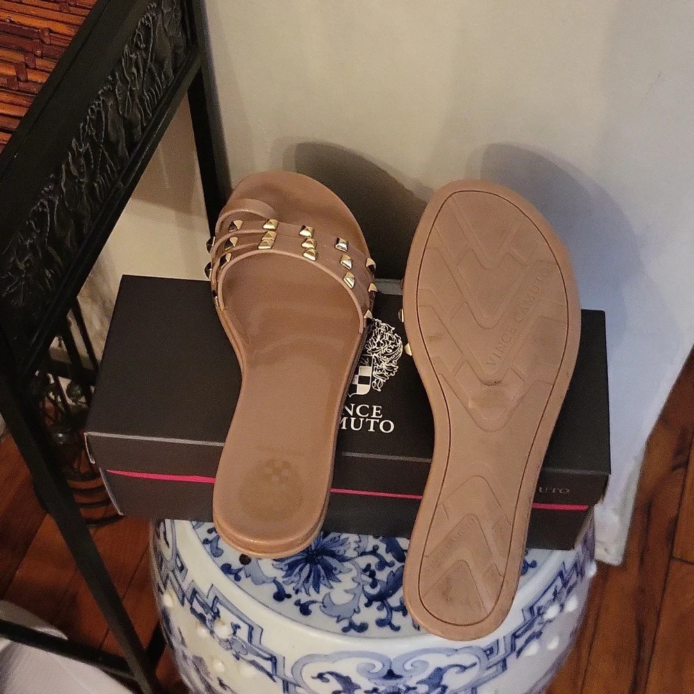 Sandals - Picture 3 of 3
